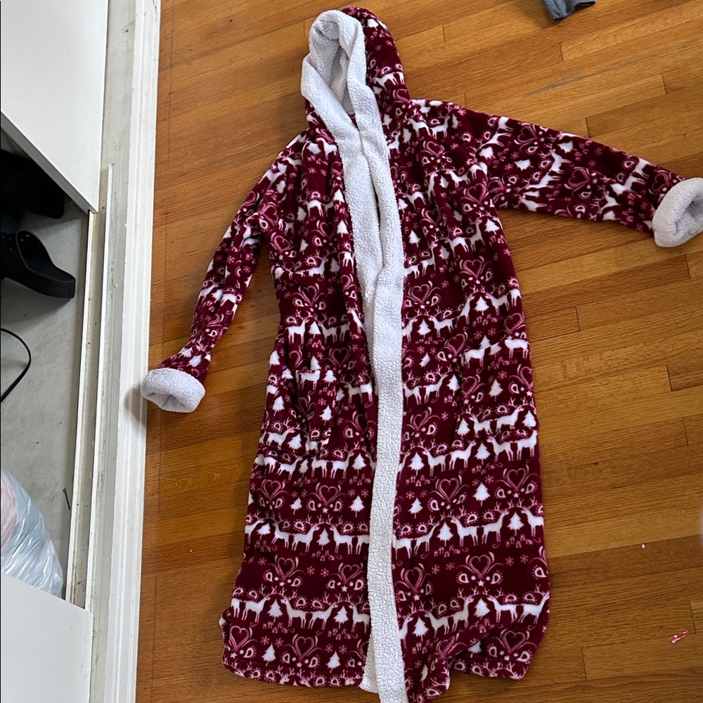 Cozy Burgundy Hooded Robe